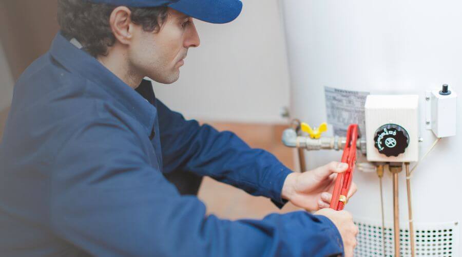 Expert burst pipe repair services in Hawk Springs, WY